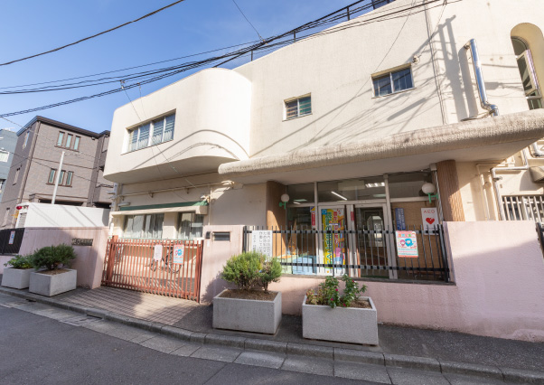 花の木幼稚園(徒歩8分・約590m)